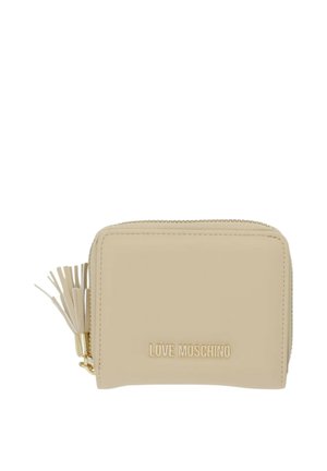Portafoglio beige Love Moschino con zip dorata, ciondolo a nappina e nome del marchio in rilievo sulla parte frontale, design compatto rettangolare.