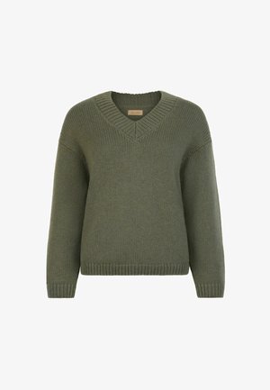 Olivgrüner, gestrickter Pullover mit V-Ausschnitt und überschnittenen Schultern. Verfügt über gerippte Bündchen und Saum, die eine lockere Passform und Textur hervorheben.