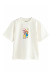 Weißes Baumwoll-T-Shirt mit einem bunten Grafikdesign, das Palmen und Surfelemente zeigt, Rundhalsausschnitt und kurzen Ärmeln.