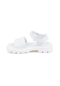 Desa Sandalen - white