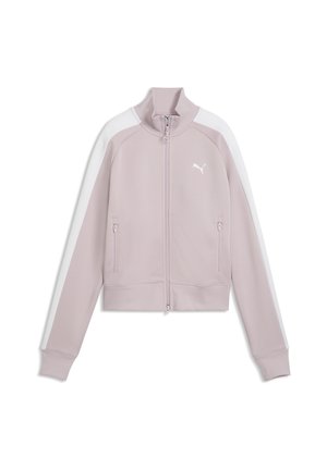 Lys mauve Puma jakke med lynlås, hvide striber på ærmerne, ribstrikkede manchetter og kant samt lynlåslommer foran.