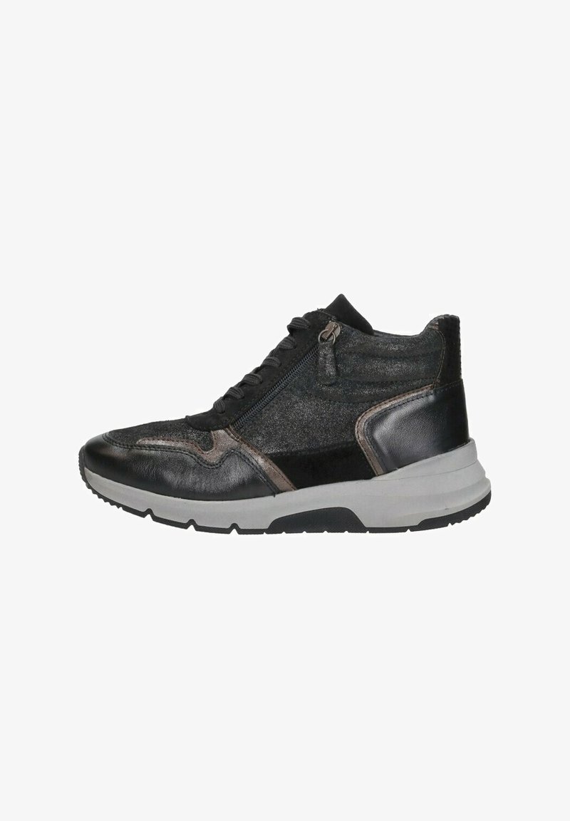 Hoge sneakers met zwart leer en textuur grijze accenten. Rits sluiting aan de zijkant, dikke witte zool en ronde neus.