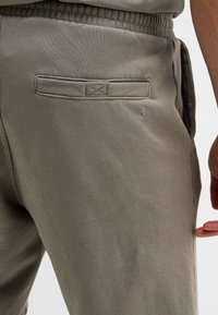 Butcher of Blue Trainingsbroek - slate grey