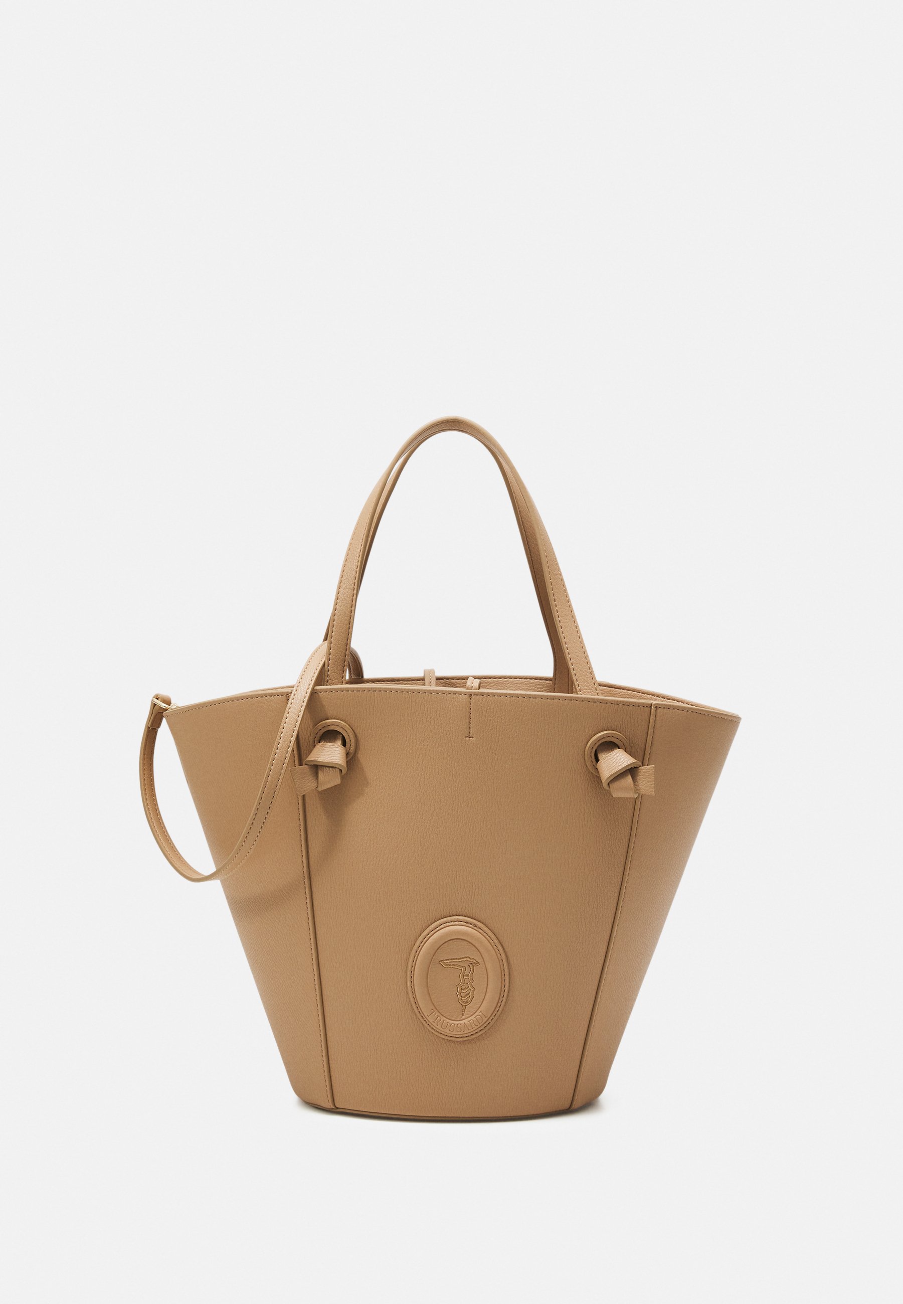 Trussardi SHOPPER - Across body bag - beige - Zalando.co.uk