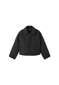 Jachetă neagră matlasată cu guler rotunjit, închidere cu nasturi și două buzunare frontale; prezintă un model texturat și mâneci ușor scurte.