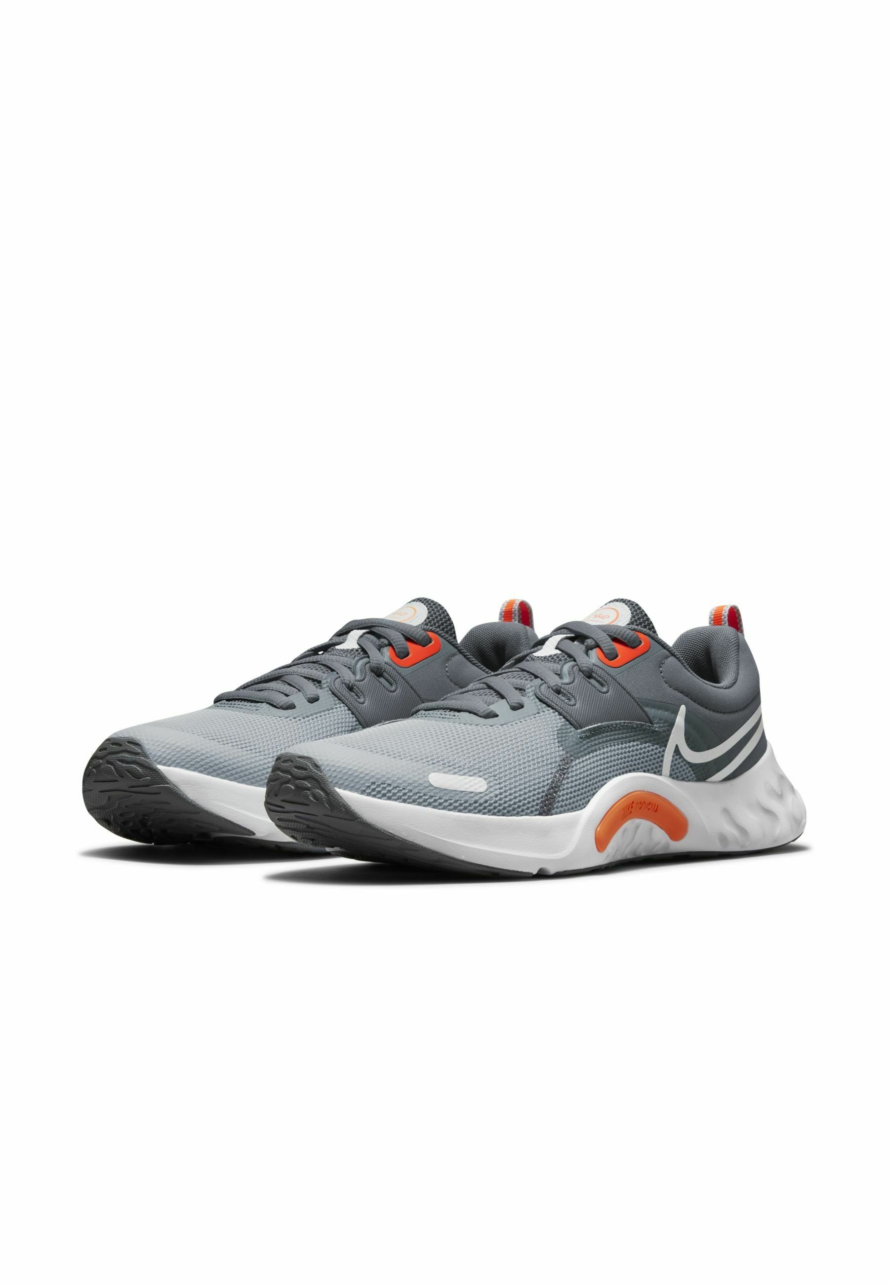 Nike Performance RENEW RETALIATION 3 