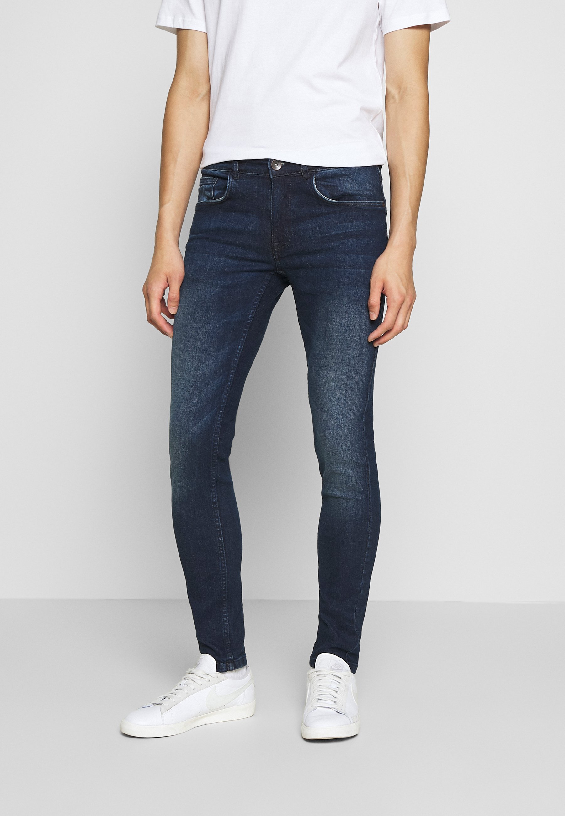 Slim Fit Jeans | Herre | Nye kolleksjoner online på Zalando Slim Fit Jeans | Herre | Nye kolleksjoner online på Zalando