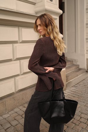 NA-KD SIDE SLIT - Blouse - brown