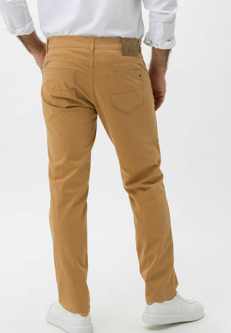 Herren Skinny Fit | BRAX STYLE CADIZ Jeans Slim Fit safran/ocker - ME51117 Herren Skinny Fit | BRAX STYLE CADIZ Jeans Slim Fit safran/ocker - ME51117