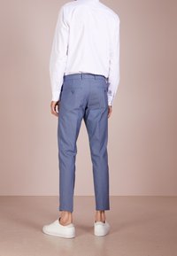 DRYKORN Pantalón de traje - blue
