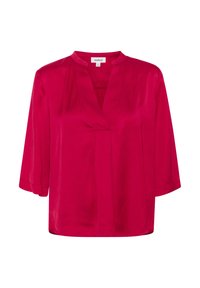 Blusa de satén magenta con escote en V, mangas 3/4 y corte suelto. Presenta un sutil pliegue central y una textura suave.