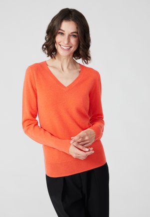 V NECK - Maglione - marigold