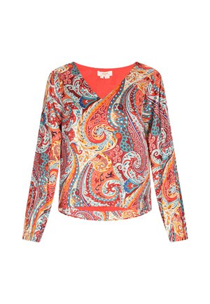 V-nyakú, hosszú ujjú blúz színes paisley mintával, vörös, kék és sárga árnyalatokkal egy könnyű, sima felületű anyagon.