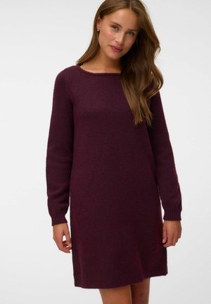 Vero Moda, KNITTED DRESS AWVIVA SHORT DRESS - Robe pull - winetasting