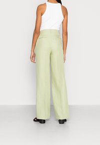More & More Pantalon classique - green