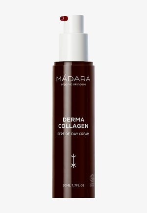Ciemnobrązowa szklana butelka z białą pompką. Etykieta zawiera napisy "DERMA COLLAGEN" oraz "PEPTIDE DAY CREAM", z oznaczeniem objętości i logo.