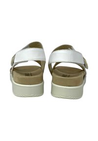 Enval Soft Sandali - gold