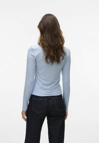 Vero Moda Ilgarankovis viršutinės dalies drabužis - cashmere blue