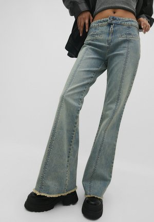 Jean flare - dirty denim