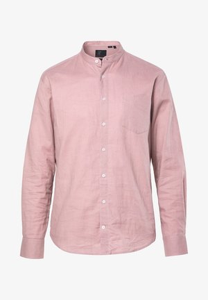 Camicia a maniche lunghe in tessuto rosa chiaro, caratterizzata da un collo alla coreana, chiusura con bottoni, taschino singolo sul petto e superficie leggermente testurizzata.