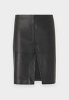PENCIL SKIRT WITH SLIT - Кожена пола - black