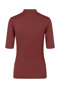 Maroon, ribattu top ku yüksek yaka ve kısa kollar. Düz doku, desen veya süslemeler yok. Sadece arka görünüm.