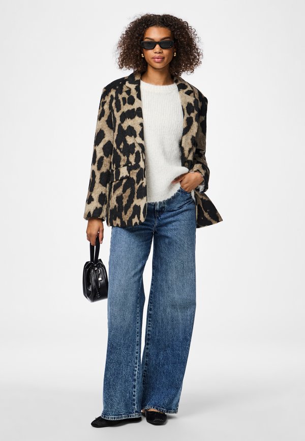 PCDEMI LOOSE - Blazer4