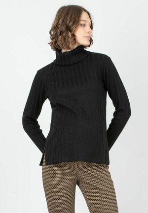 WITH HIGH NECK - Strickpullover - black