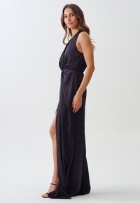 CHANCERY MAGGIE TWIST - Maksi garuma kleita - black