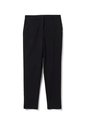 Schwarz schmal geschnittene Hose mit Gürtelschlaufen und Seitentaschen, flach auf weißem Hintergrund dargestellt.