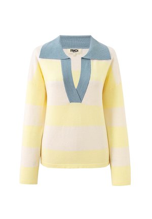 Pull à manches longues avec larges rayures horizontales jaunes et crème, encolure en V profonde, et large col bleu clair.