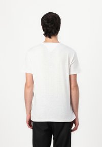 Tommy Jeans GRAPHIC SLUB TEE - T-shirt con stampa - ecru