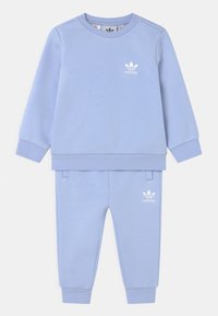 adidas Originals - CREW UNISEX SET - Trainingsbroek - blue dawn - 0