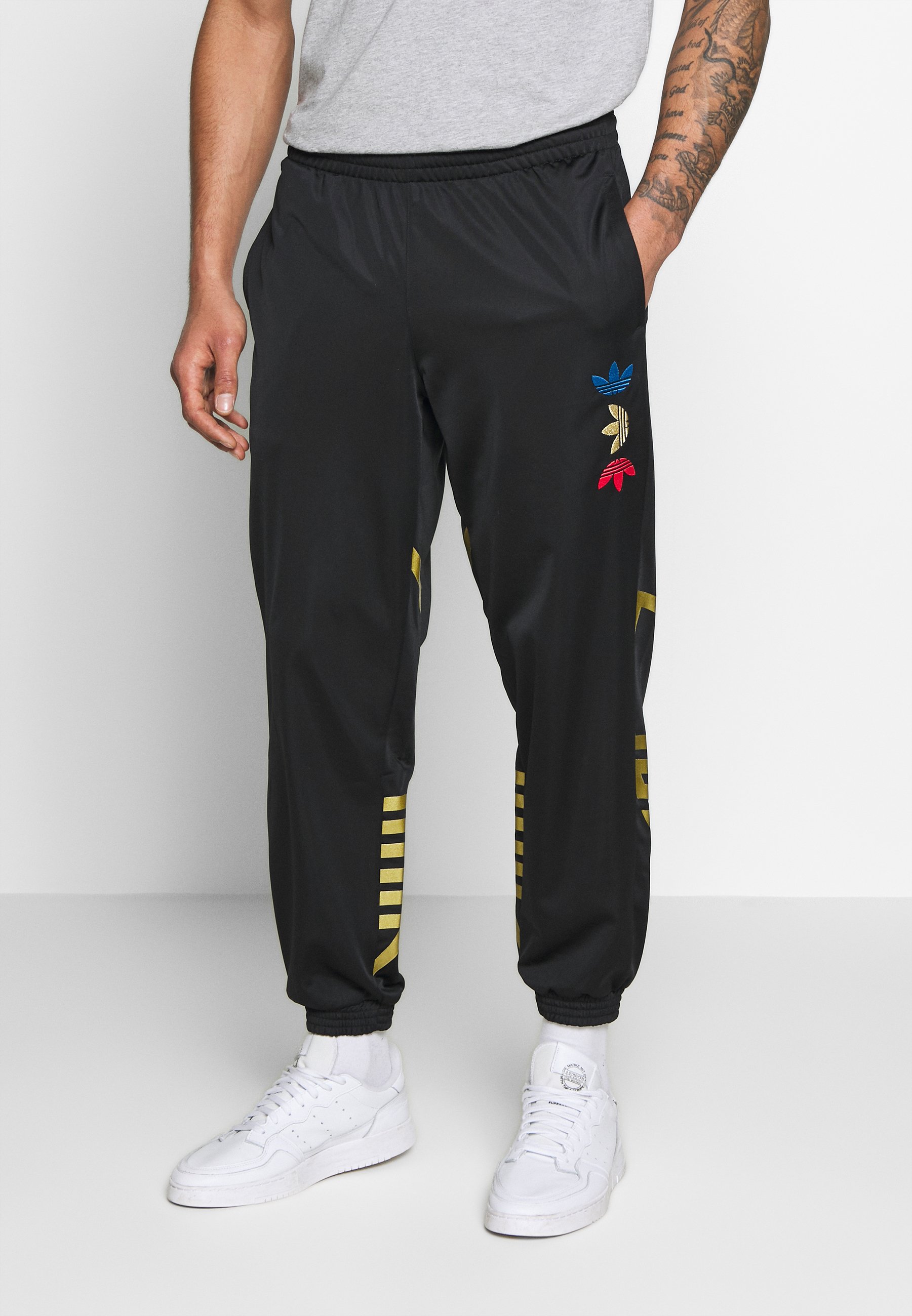 adidas Originals ADICOLOR TREFOIL TRACK PANTS Jogginghose ADIDAS HOSE TREFOIL PANT ADICOLOR DV1574 | SCHWARZ | 49,99