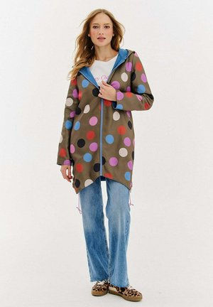 - Parka