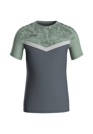 T-shirt de sport à manches courtes en vert et gris foncé. Présente un design en chevron et un col rond, avec des accents de boutons sur les épaules. Fabriqué en tissu lisse.