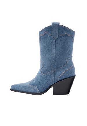 Botki kowbojki i motocyklowe