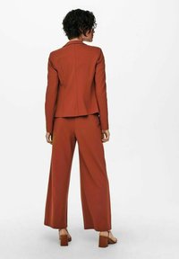 ONLY ONLPOPTRASH LIFE TLR NOOS - Blazer - burnt henna