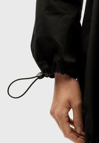 Thinking Mu KUSAMA - Abito a camicia - black