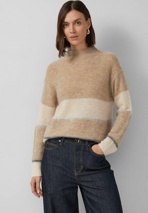 - Sweter