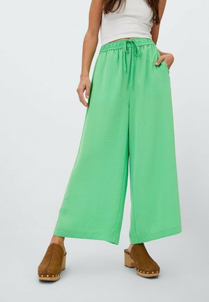 Stradivarius Pantalon classique - green