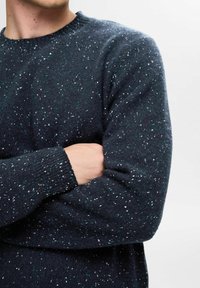Selected Homme MIT RUNDHALSAUSSCHNITT  - Pullover - sky captain