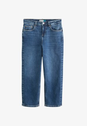 Blaue, knöchellange gerade Jeans mit vorderen Taschen, Gürtelschlaufen und Knopfverschluss, vor weißem Hintergrund dargestellt.