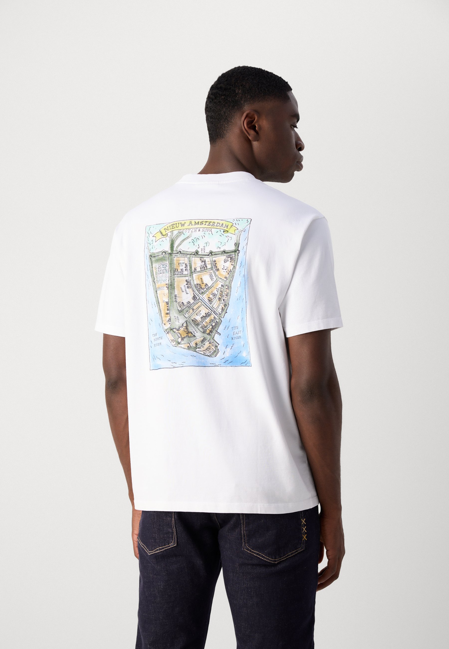 Scotch & Soda FRONT AND BACK ARTWORK - Print T-shirt - white