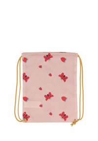 Taske med snøre i blødt lyserødt stof, prydet med røde sommerfugle og hindbærmønstre samt gule snore og buede syningsdetaljer.