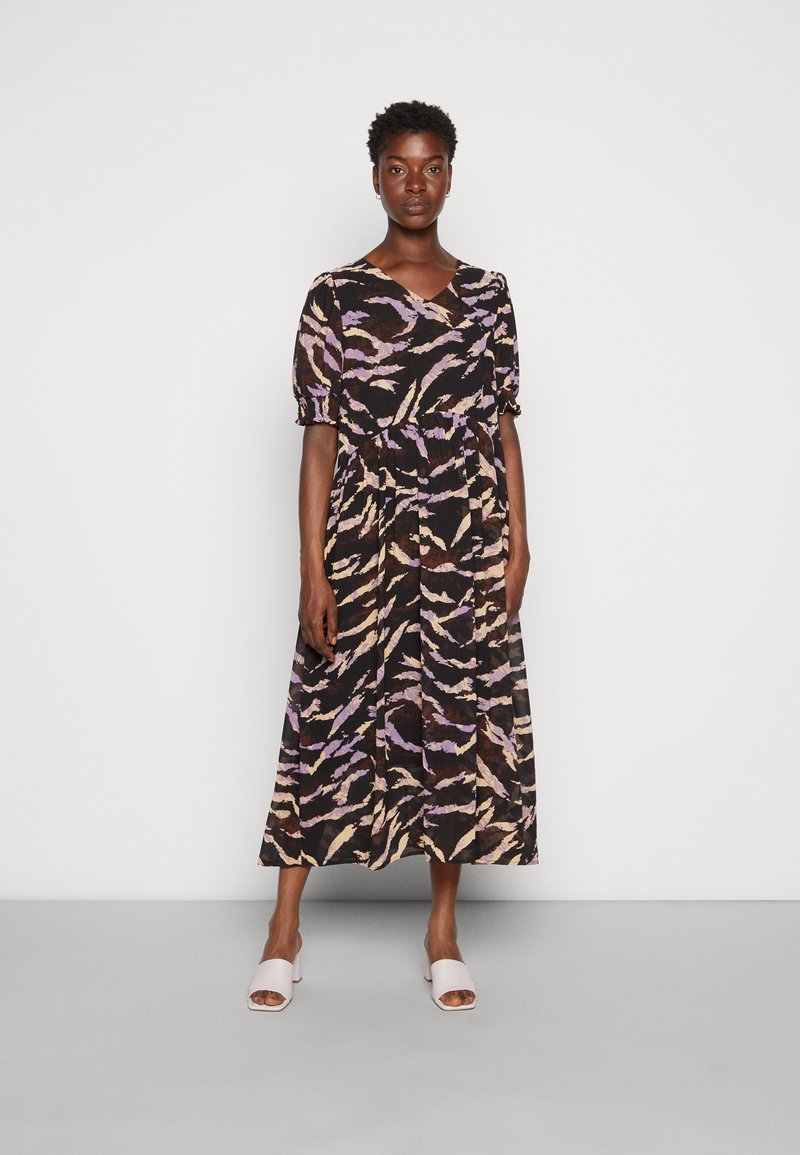 Kaffe NEFERI DRESS - Vestido de dia - black/brown/purple