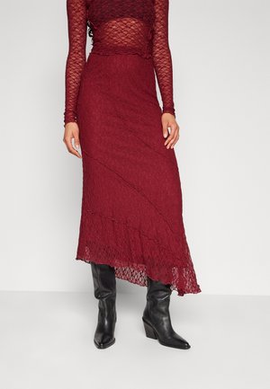 Maxirok - dark red