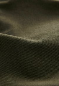 Next Tiesaus kirpimo džinsai - khakigreen