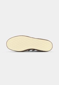adidas Originals MONTREAL UNISEX - Sneakers low - core black/footwear white
