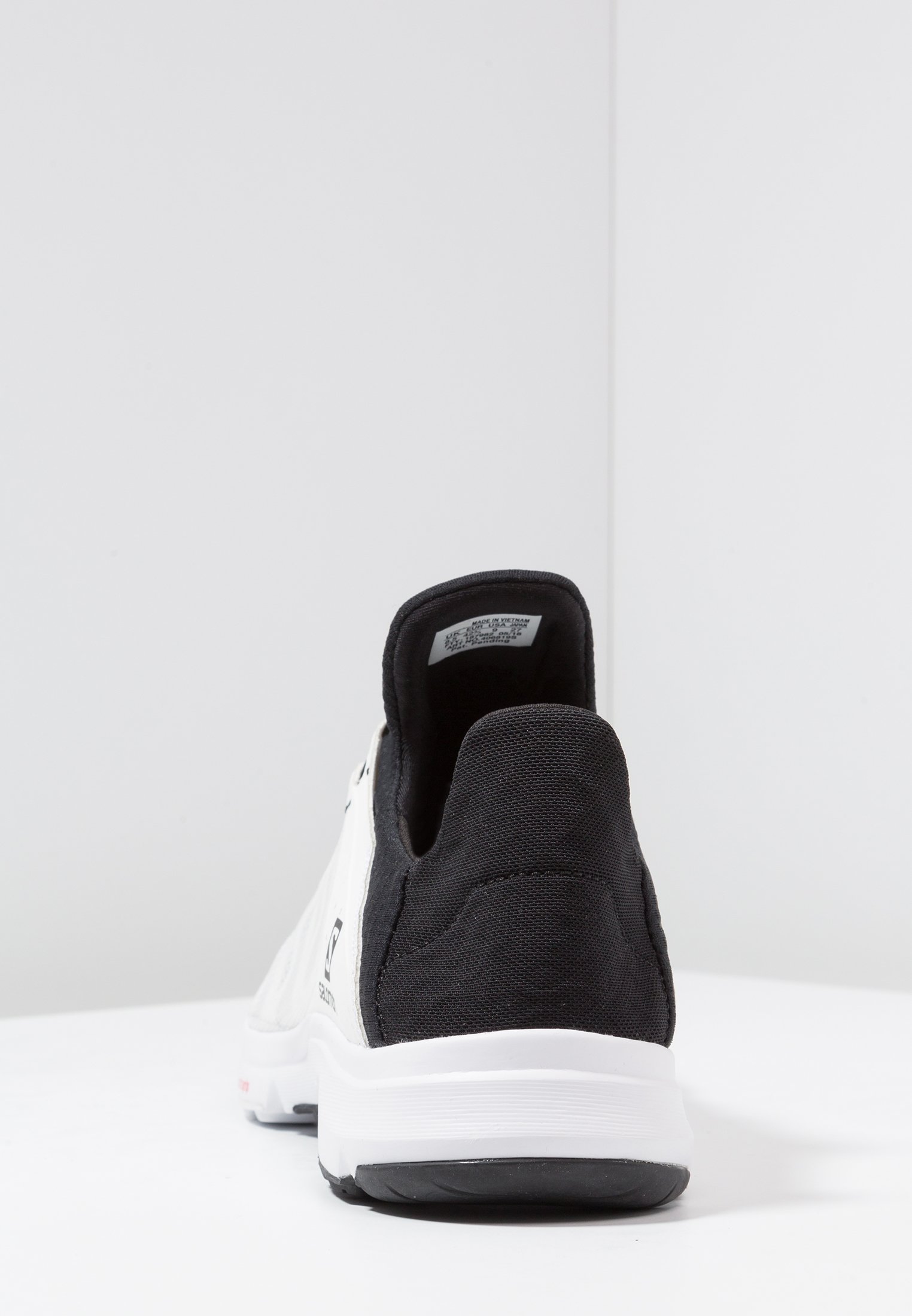 Salomon AMPHIB BOLD Fjellsko whiteblackhvit Zalando.no Salomon AMPHIB BOLD Fjellsko whiteblackhvit Zalando.no